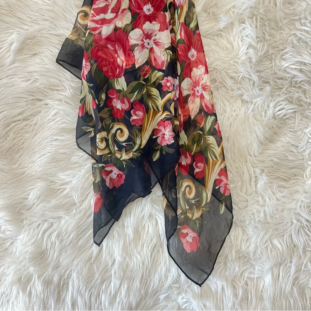 Echo Vintage 1970s to 1980s Black‎ & Bright Pink Floral Rayon Scarf 🖤💐